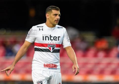 Na mira do Vasco, Diego Souza pode deixar o São Paulo por empréstimo