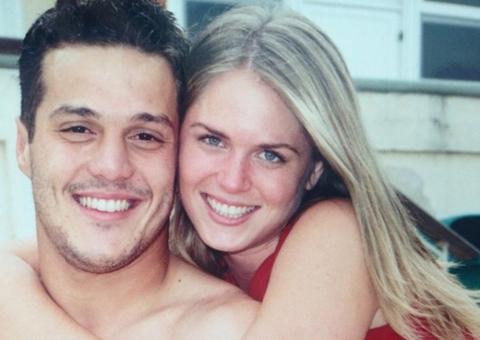 Suzana Werner chora e divulga carta aberta sobre casamento com Julio Cesar