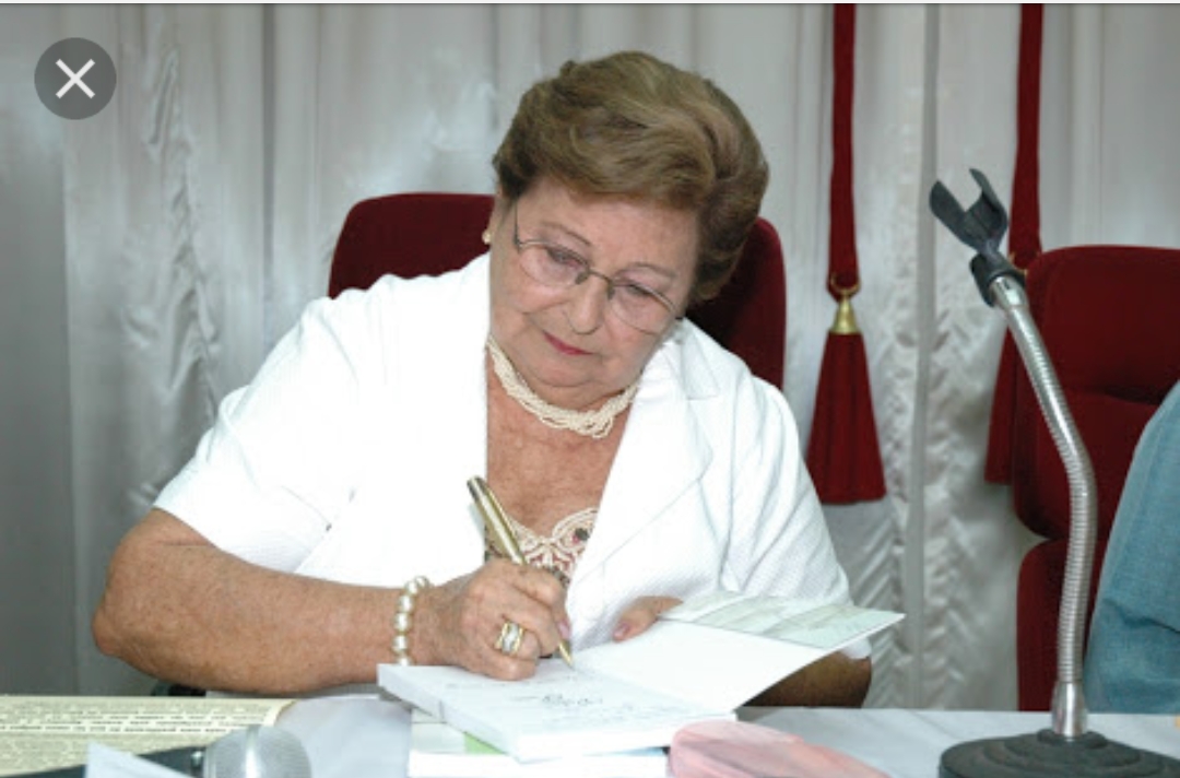 Morre aos 88, a fundadora da Academia de Letras do Amazonas Ruth Gonçalves