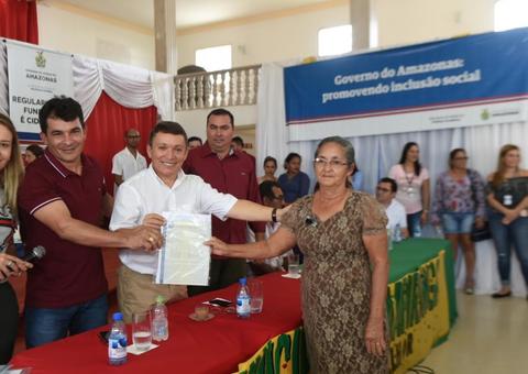 Governo anuncia regularização fundiária de mais 600 lotes em Caapiranga
