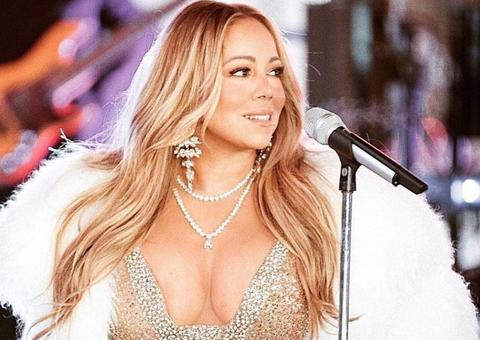 Durante surto, Mariah Carey foi internada após marcar jantar com cantores mortos
