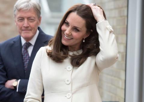Kate Middleton entra em trabalho de parto em Londres