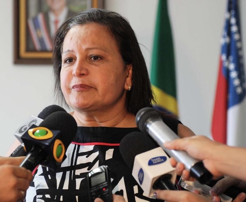 Ex-secretária Waldívia Alencar deixa presídio nesta segunda