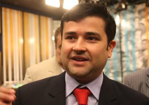 Lava-Jato: Senador e deputado são alvos de mandados no Congresso Nacional