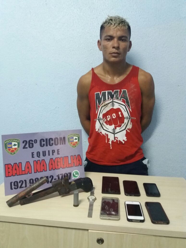 Polícia rastreia celular roubado e prende suspeito de assaltar ônibus em Manaus