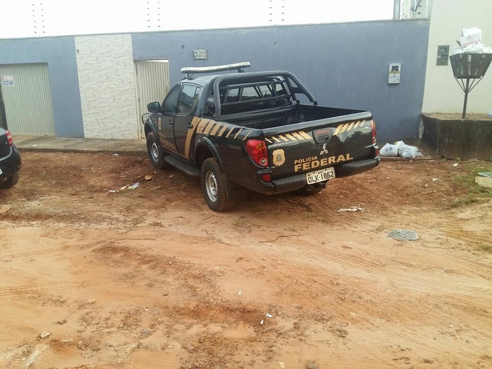 PF prende grupo suspeito de criar sites falsos para fraudar compras na internet