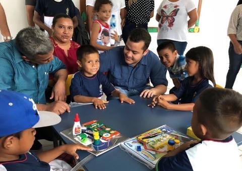 Prefeitura de Coari entrega sete escolas revitalizadas na Zona Rural do município