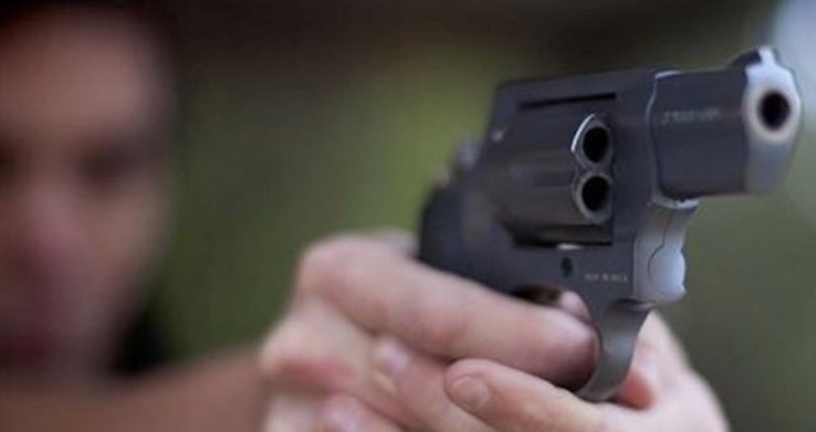 Em Manaus, PM suspeito de atirar na cabeça da namorada é indiciado 