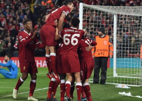 Salah dá show e Liverpool tem vitória faraônica sobre a Roma