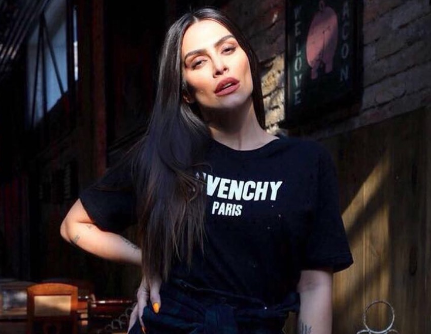 Cleo Pires radicaliza no visual para viver vilã em novela