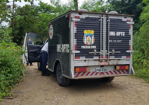 Corpo com mais de 20 facadas e pescoço degolado é encontrado em Manaus 