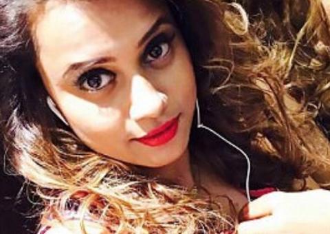 Homem corta cabeça de amante com uma foice por acreditar que ela tinha outro 