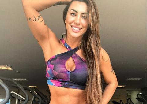 Musa fitness, Jaque Khury diz que filho de 4 anos toma whey protein