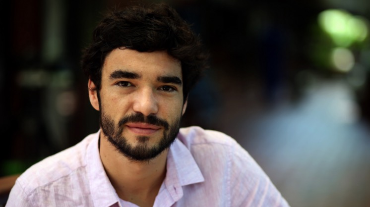 Caio Blat se pronuncia após ser detonado por post polêmico