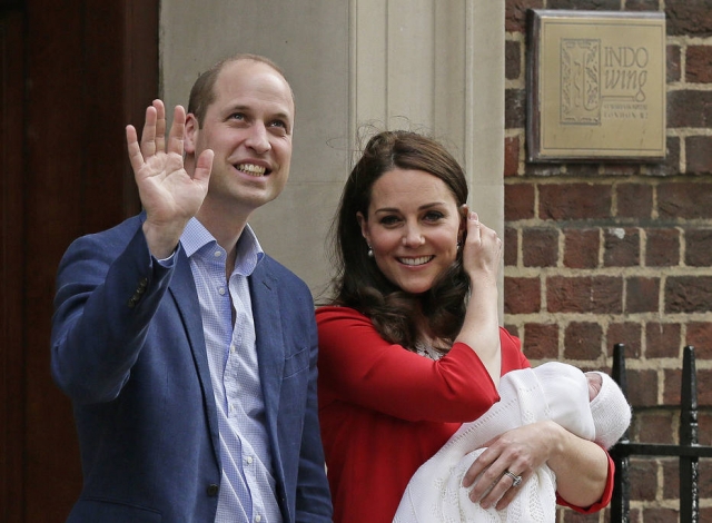 Kate Middleton e William anunciam nome do novo bebê real