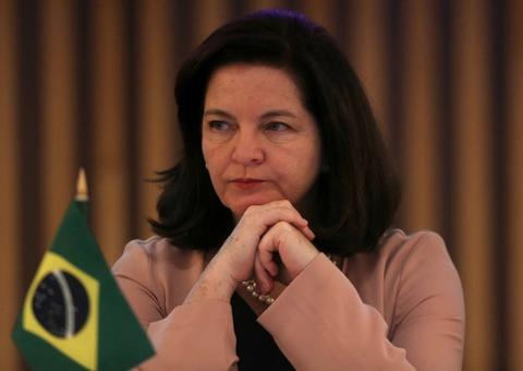 Procuradora-geral da República quer recorrer de decisão do STF em delações sobre Lula