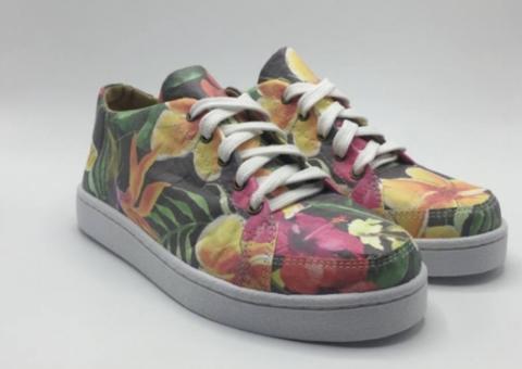 Empresa brasileira cria tênis de 'papel' impermeável com tecnologia usada pela NASA