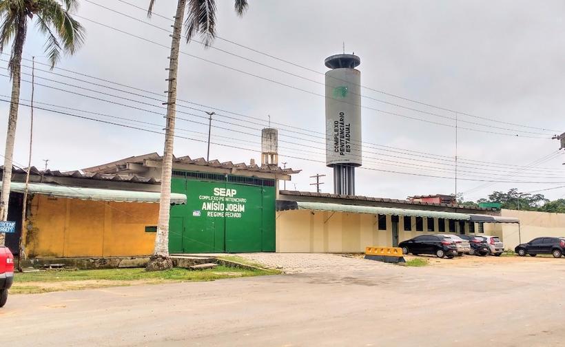 Polícia Civil realiza busca por corpo de mulher desaparecida após fazer visita ao Compaj