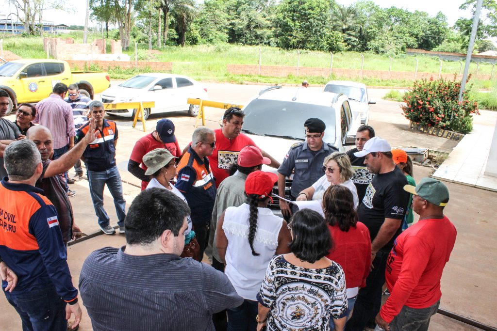 Governo organiza retorno de mais de 300 famílias às suas moradias no Amazonas