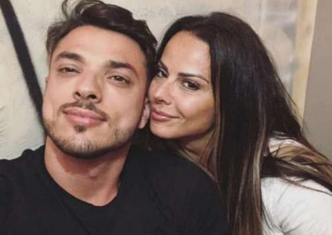 Após juras de amor eterno, chega ao fim namoro de Viviane Araújo com 'novinho'
