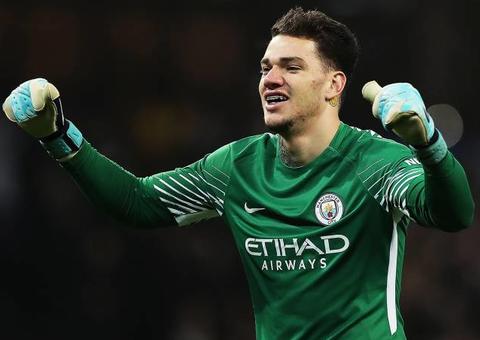 Na Copa, Brasil terá jogador que nunca atuou profissionalmente no país 