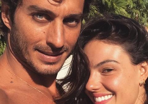   Ísis Valverde revela com que frequência faz sexo com noivo