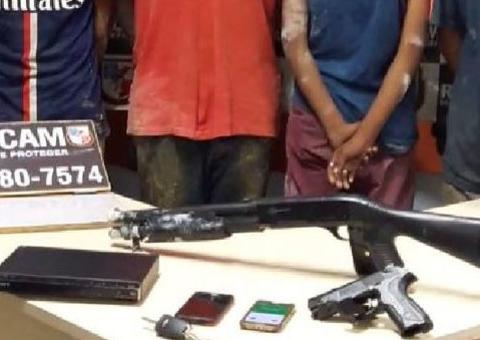 Com Bíblia 'na mão', grupo rouba casa e foge em carro de família em Manaus
