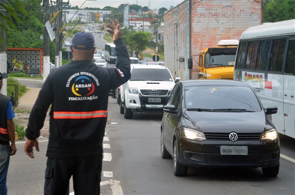 Mais de 100 irregularidades em ônibus foram registradas pela Arsam