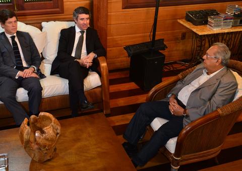 Governador recebe comitiva de diplomatas de Portugal