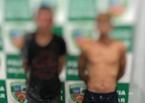 Dupla suspeita de assaltar drogaria é espancada e presa em Manaus 