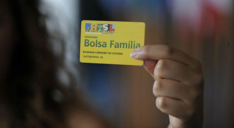Reajuste do Bolsa Família deve ficar entre 5,5% e 6%