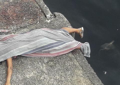 Briga de casal termina com mulher assassinada a 22 facadas em Manaus