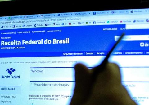 A seis horas do fim do prazo, 720 mil ainda não tinham enviado declaração