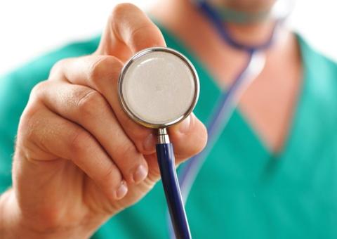 Faixa Liberada da Orla da Glória conta com serviços médicos gratuitos