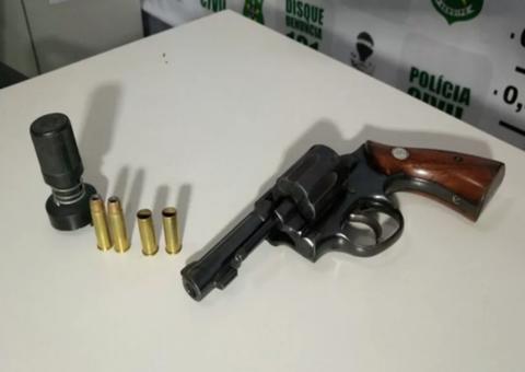 Homem é preso após matar esposa a tiros por suspeita de traição