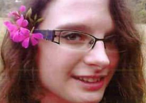 Casal faz sexo ao lado de empregada morta e queima corpo