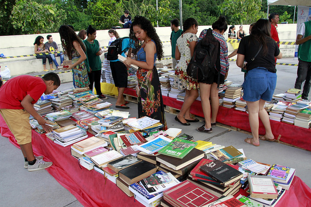 Quase 6 mil livros serão oferecidos gratuitamente em feira no Parque dos Bilhares