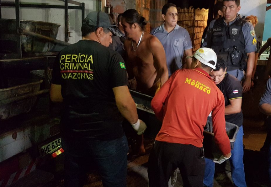 Grupo invade beco e executa homem com 3 tiros em Manaus
