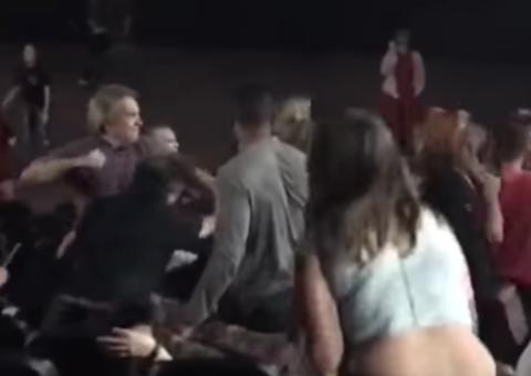 Sessão de Vingadores - Guerra Infinita termina em pancadaria 