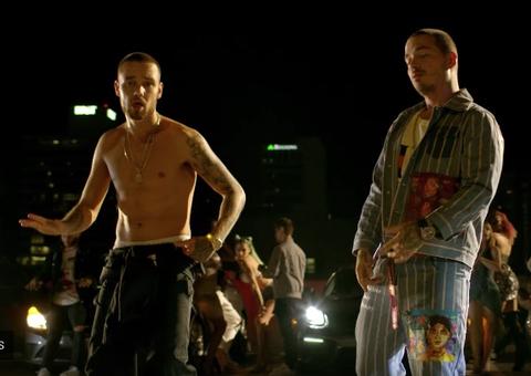 Liam Payne e J. Balvin lançam clipe com pegada caliente, ‘Familiar’