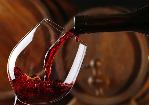 Beber vinho emagrece? Verdade ou mentira