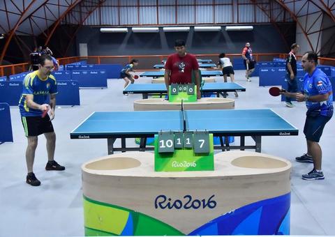 Jogos Universitários do Amazonas têm rodada de futsal e tênis de mesa