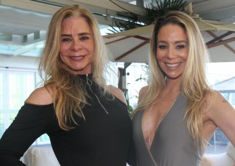 Aos 64 anos, mãe de Danielle Winits impressiona com corpo saradão em vídeo