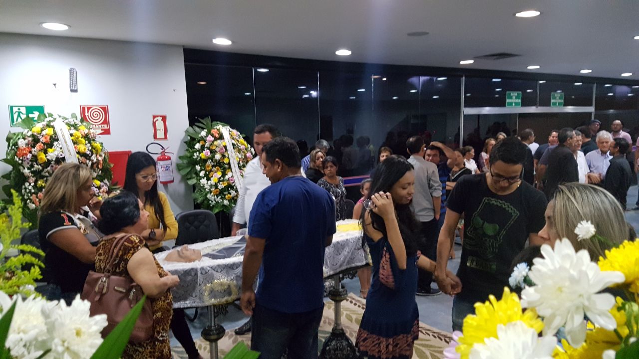 Apelo de justiça marca velório do advogado Armando Freitas em Manaus