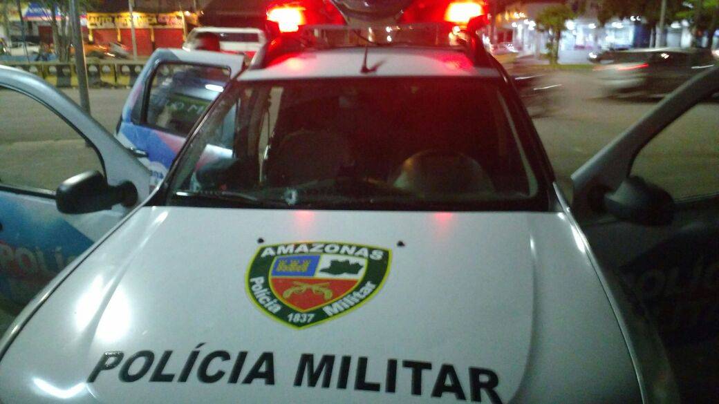 Vítima reage a assalto e atira em ladrão no centro de Manaus 