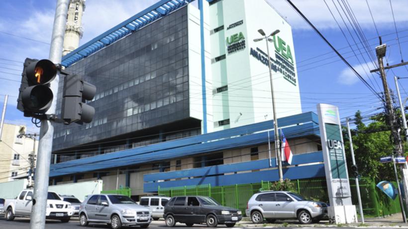 UEA convoca aprovados no Vestibular e SIS para matrícula  