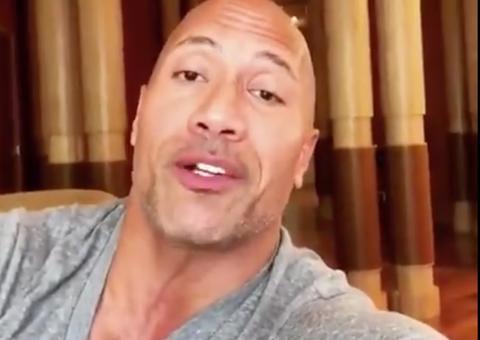 The Rock enlouquece fãs dar lição em DJ declarou não fazer sexo oral em mulheres