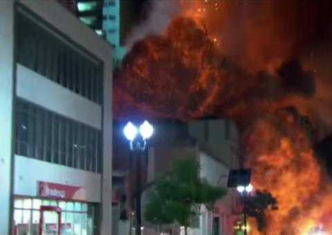 Bombeiros encontram novos restos mortais em escombros de prédio que desabou em SP