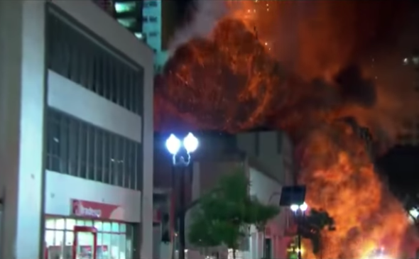 Bombeiros encontram novos restos mortais em escombros de prédio que desabou em SP