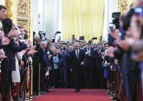 Putin toma posse para 4º mandato na Rússia após protestos